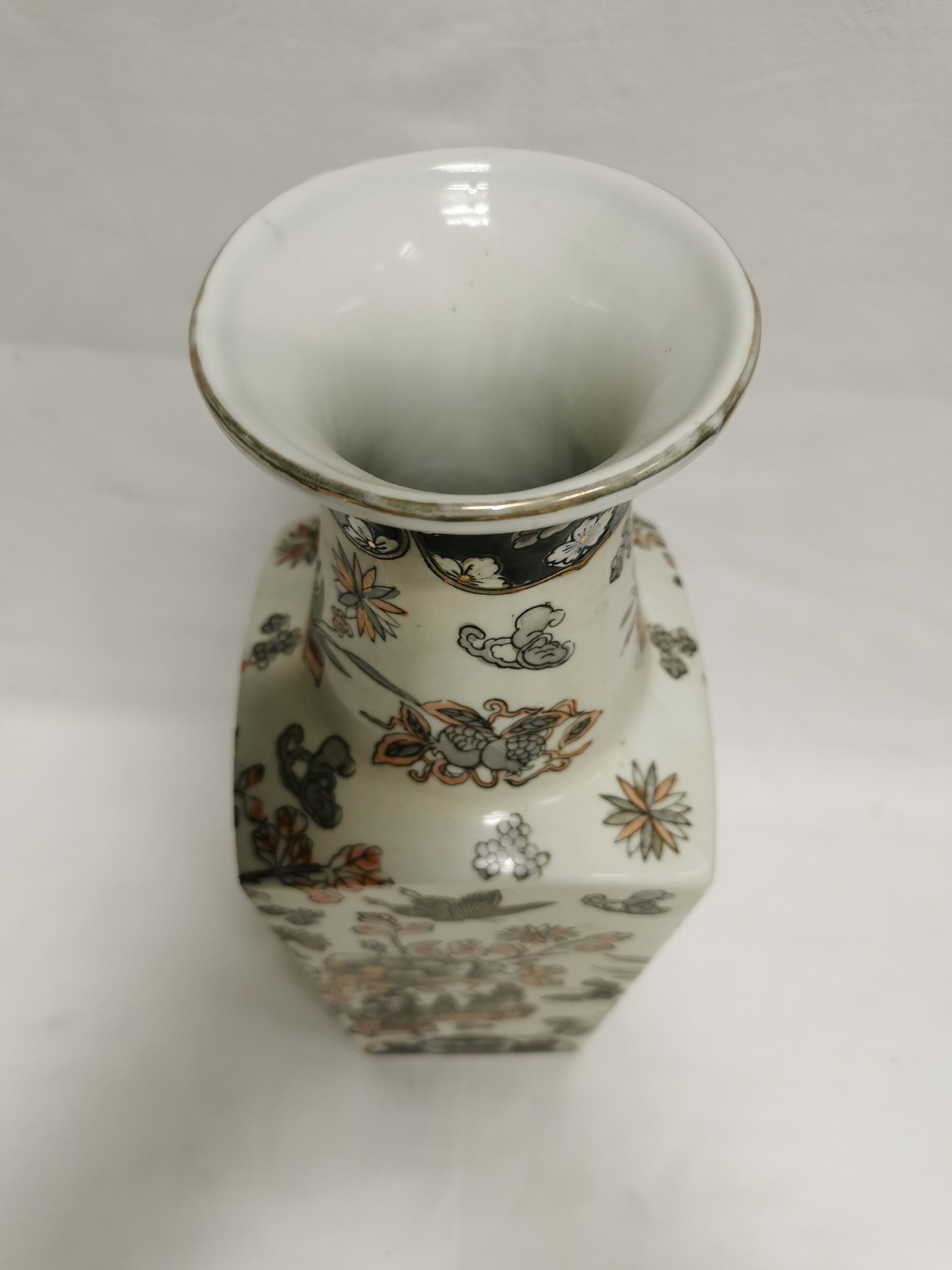 Chinese porcelain vase, Asia. see Stamp