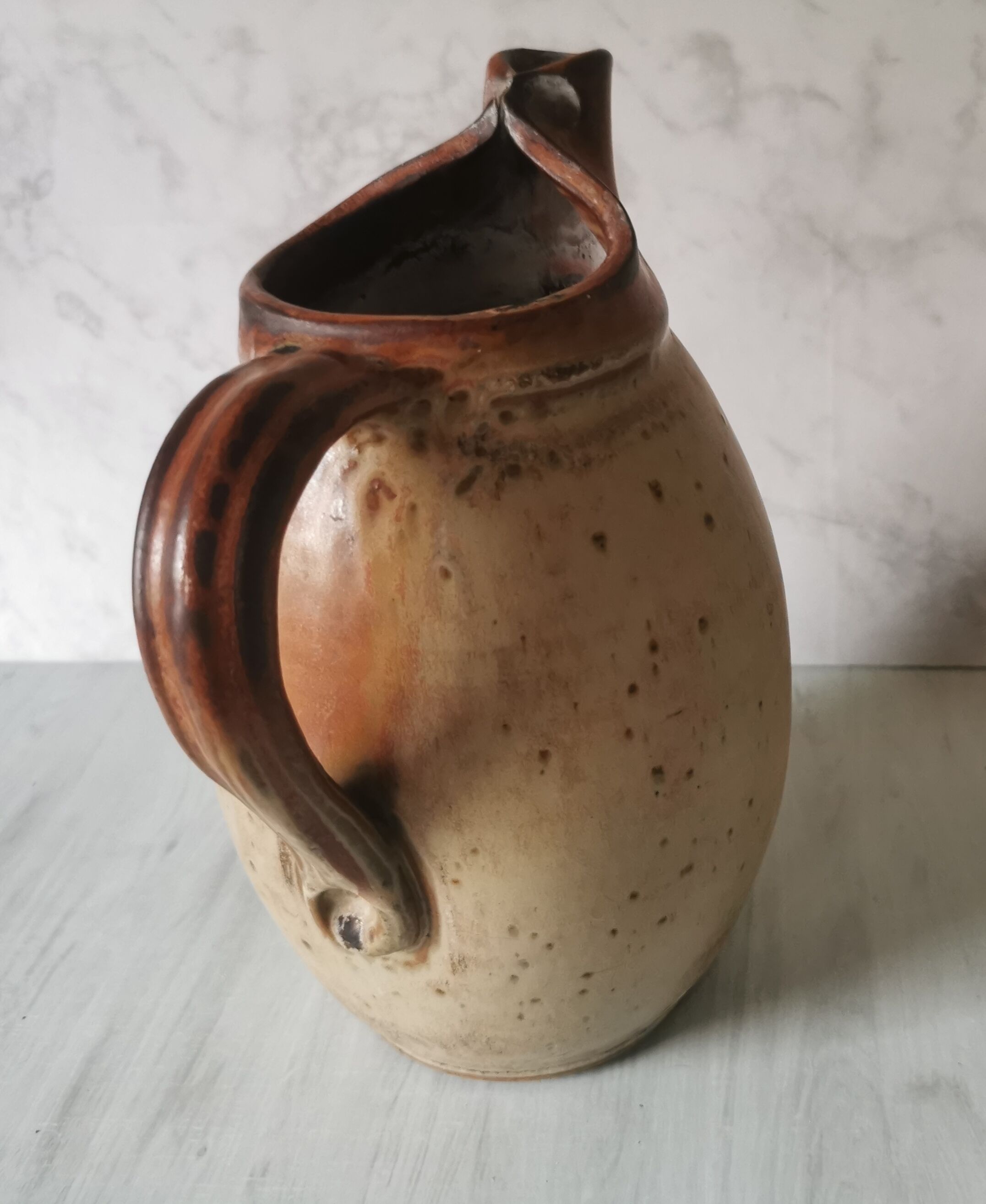 Sandstone pitcher