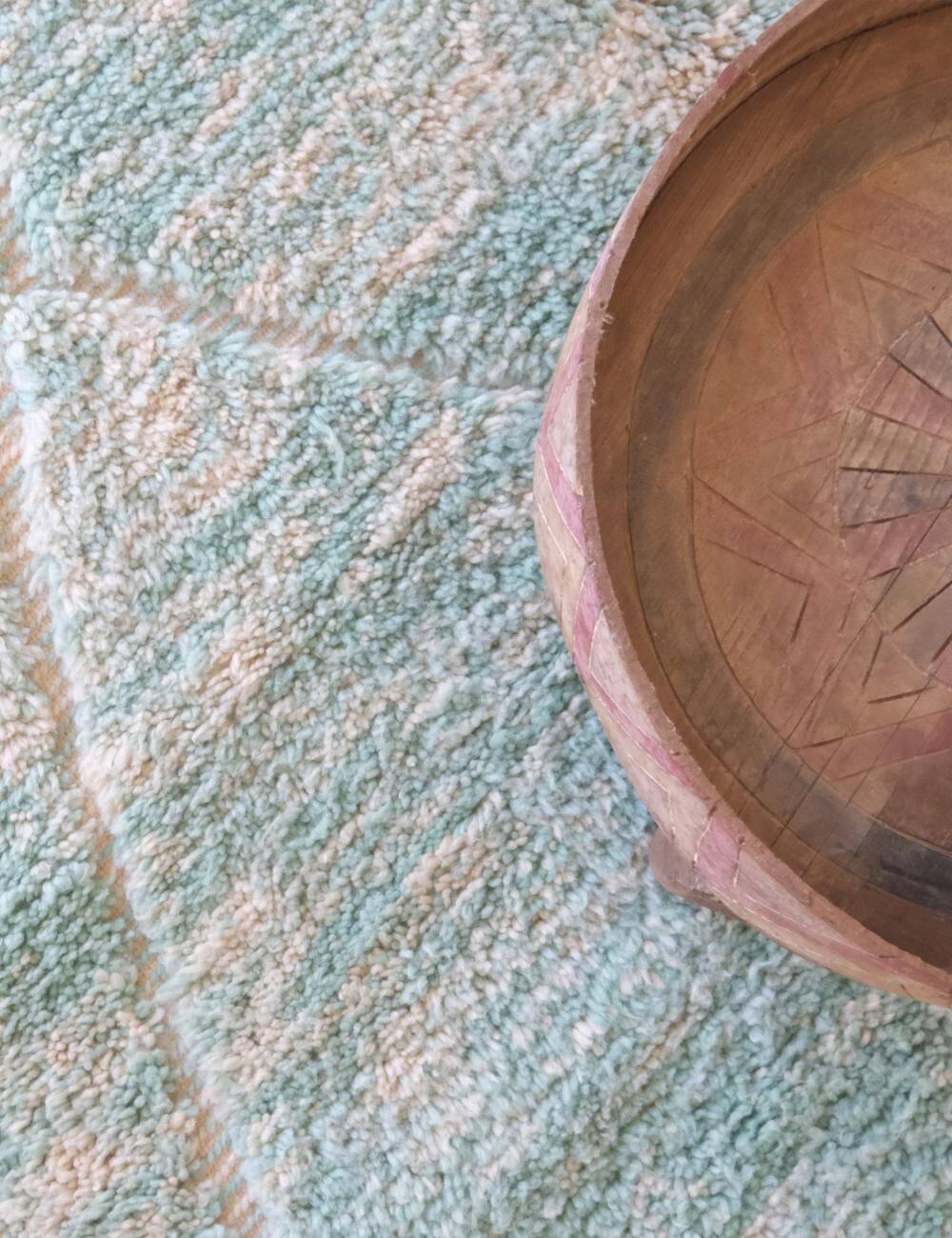 Contemporary Blue Rug - 238 x 145 cm