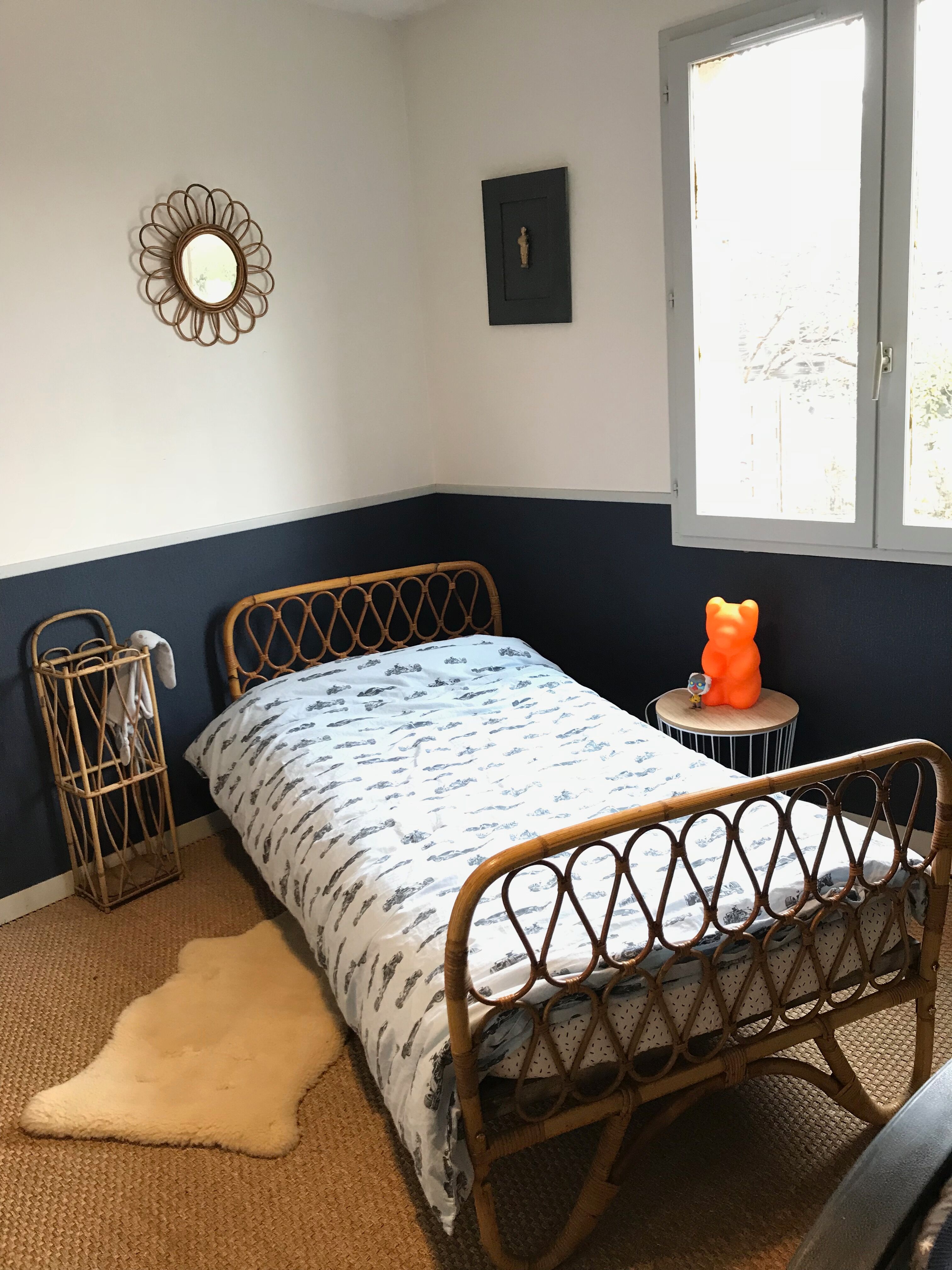 Vintage rattan daybed