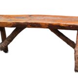 Ancien banc brutaliste