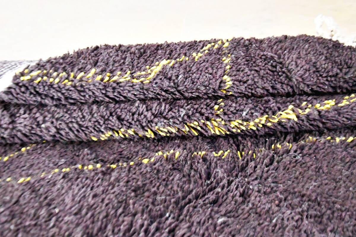 Benu Mrirt rug 288 x 205 cm new