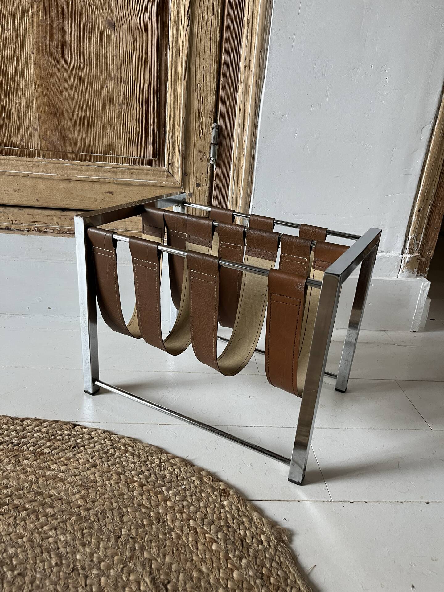 Vintage chrome steel and leather magazine rack – 1970s