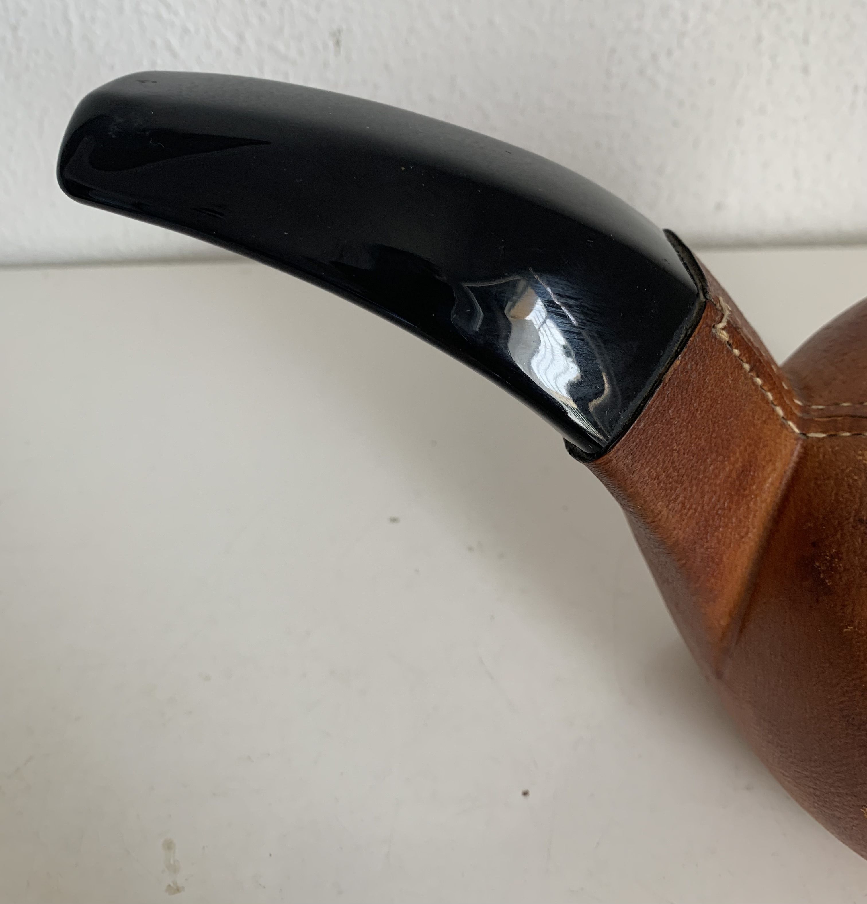 Vintage cigarette holder 1960 Longchamp leather fawn pipe - 24 x 15 cm