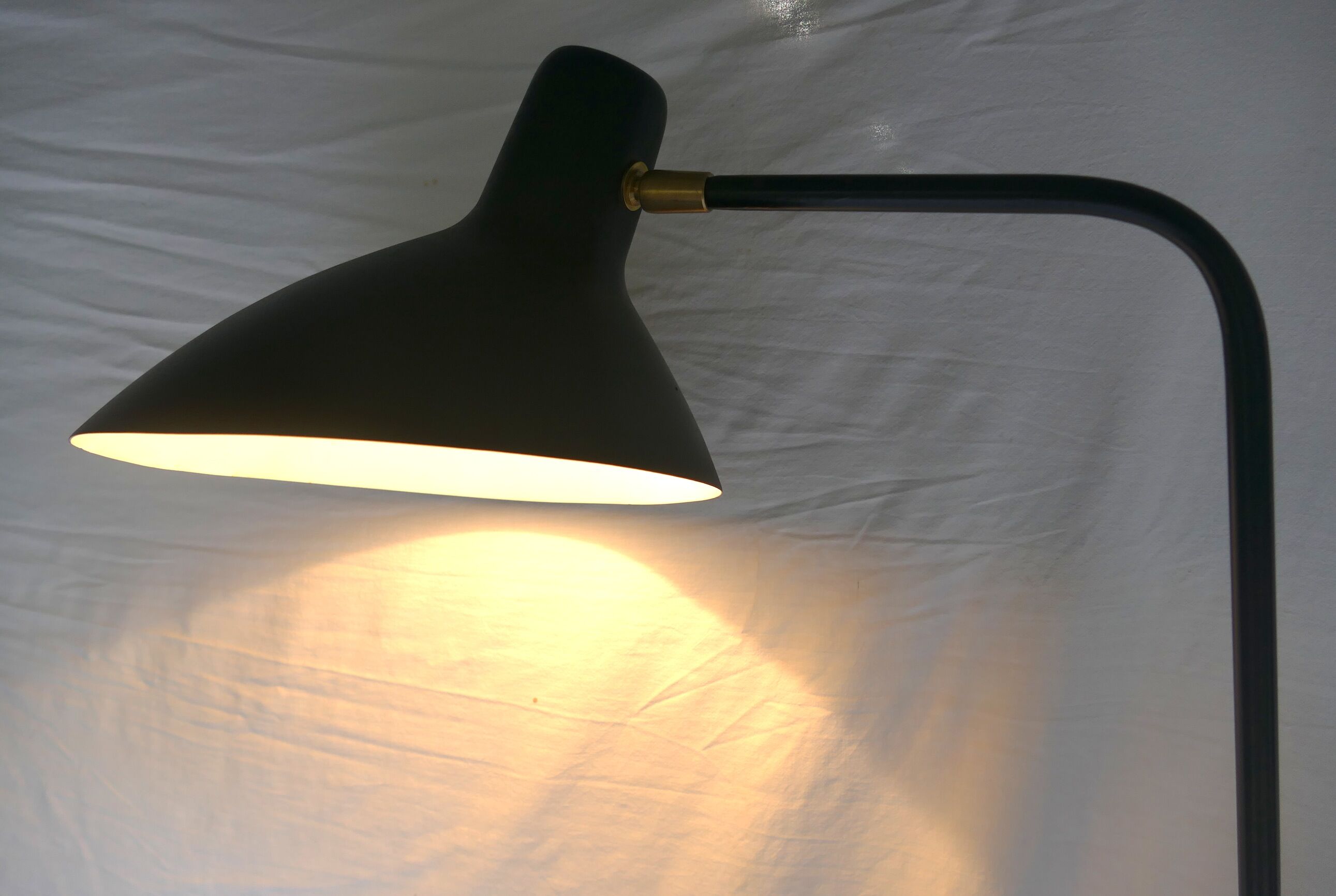 Tripod floor lamp vintage of modernist style