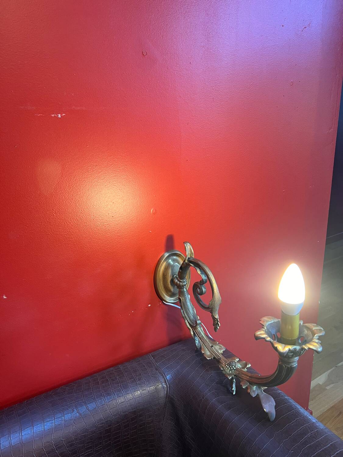 Wall lamp