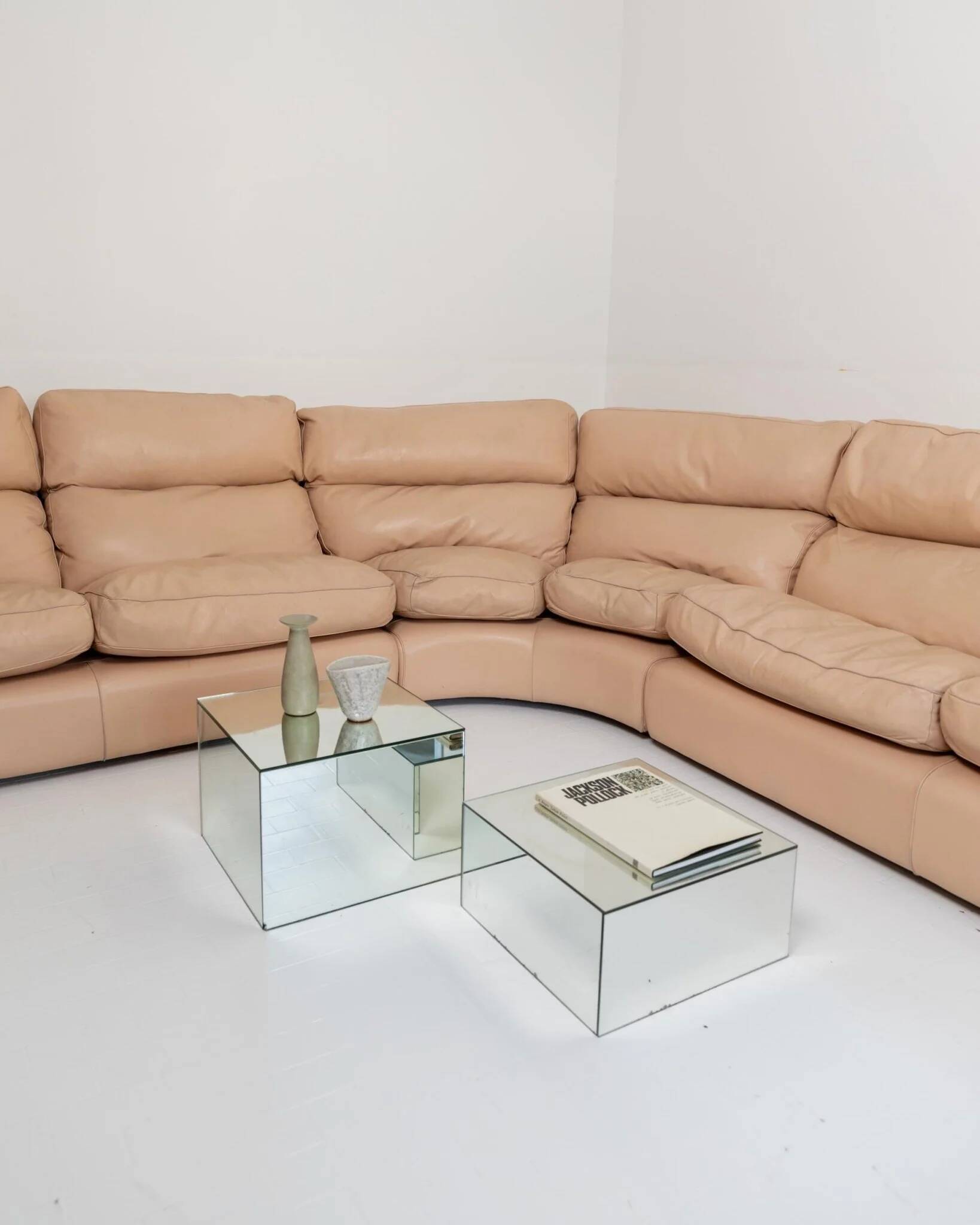 Canapé modulable vintage en cuir des années 1970, couleur blush, par Tito Agnoli pour Poltrona Frau, modèle Petronio, design mid-century, mobilier de luxe