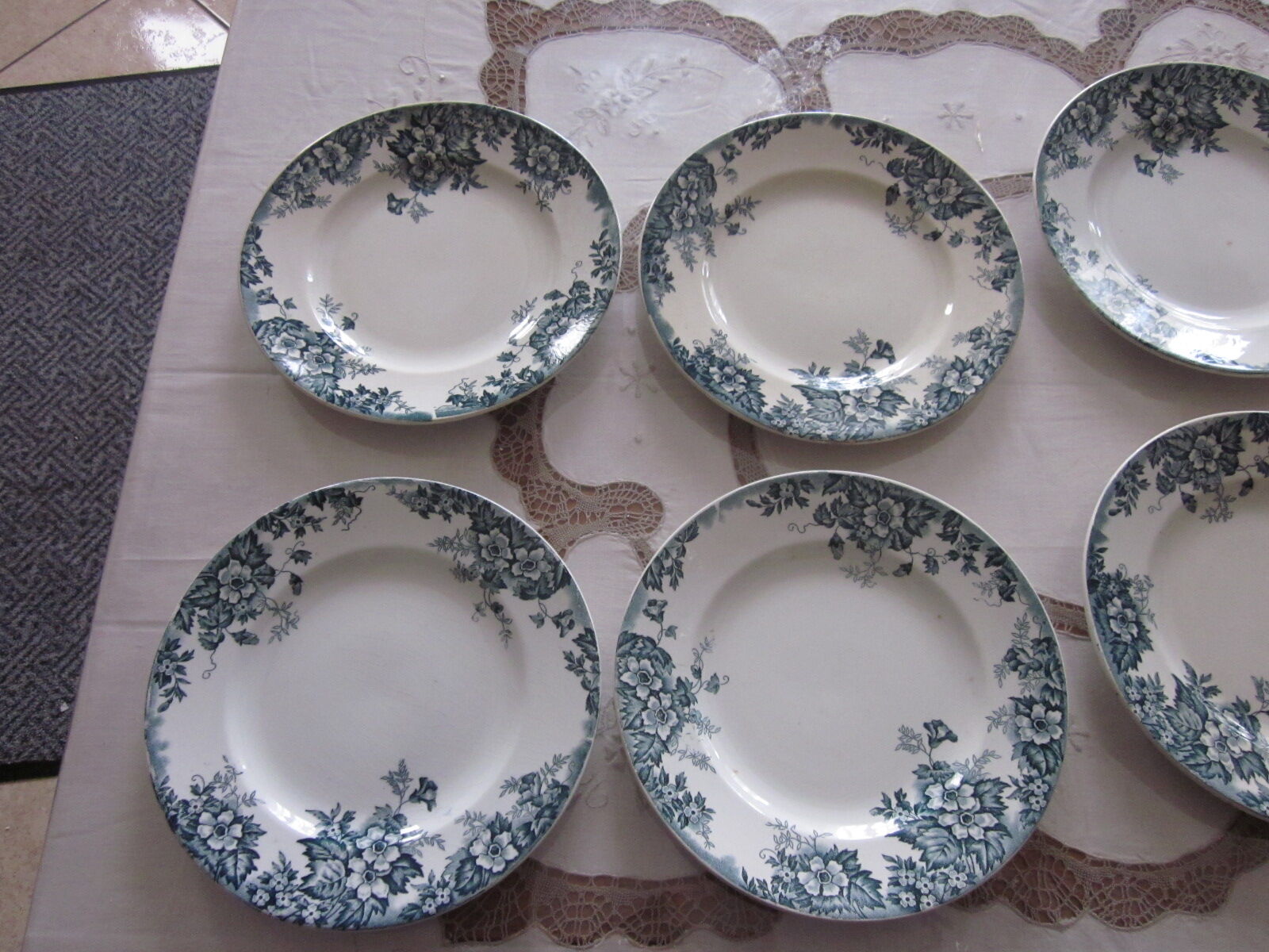Set de 8 assiettes marie louise en faience de st Amand