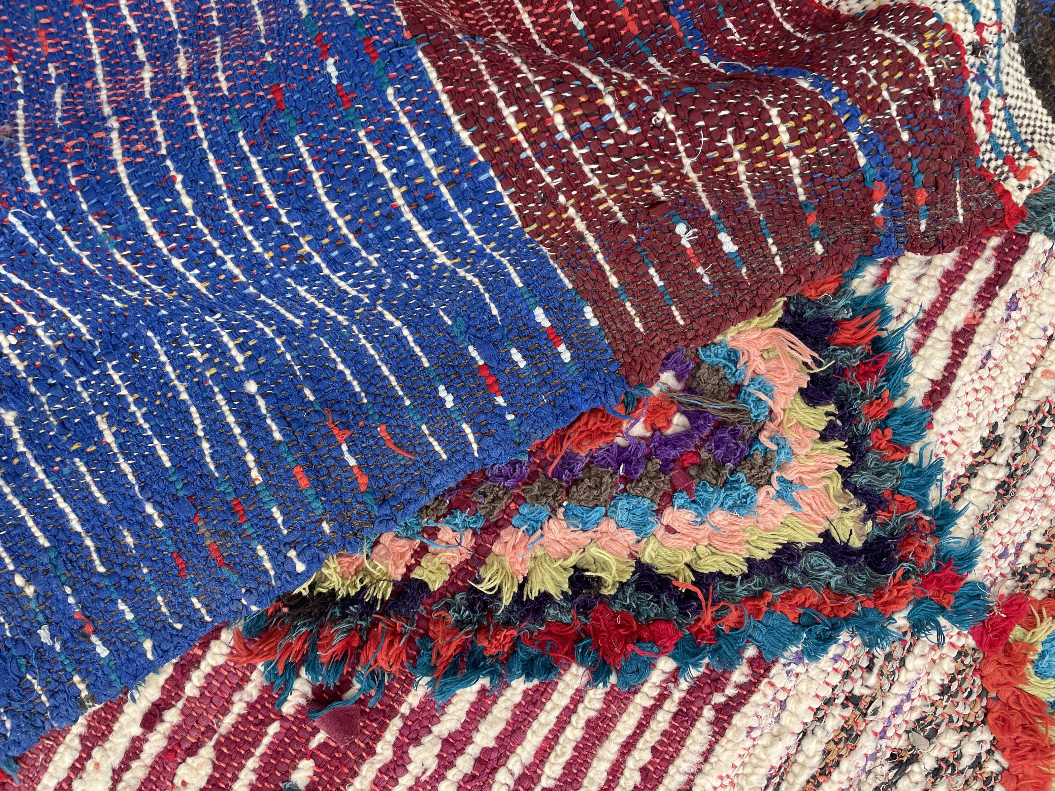 Vintage moroccan carpet berbere boucherouite