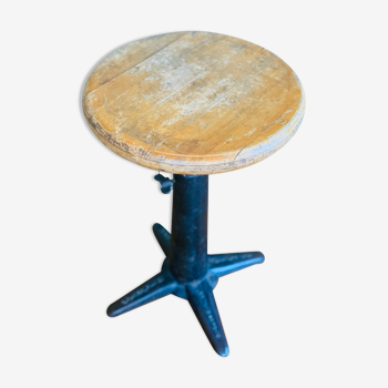 Singer stool