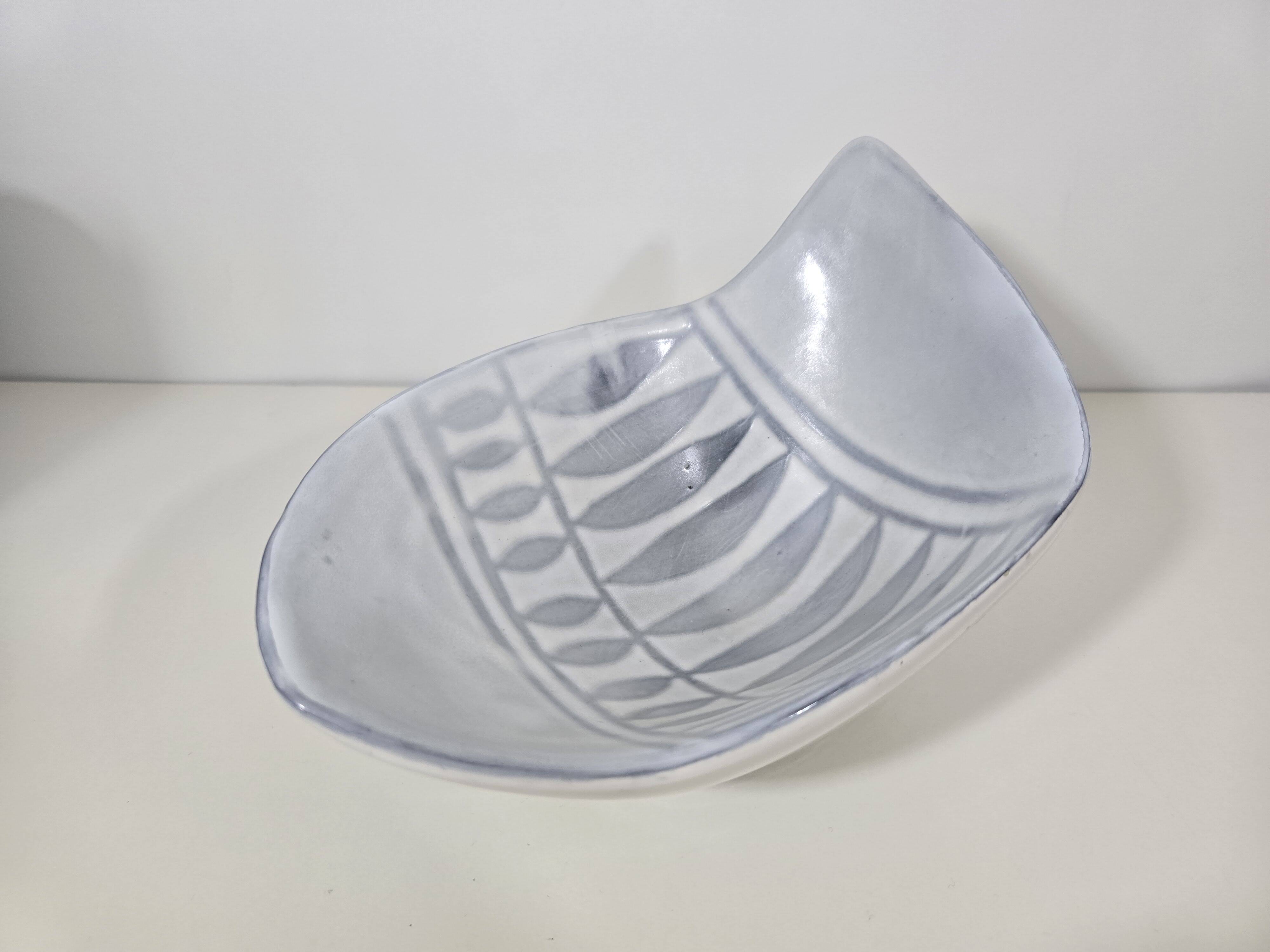 Roger Capron gray shuttle cup