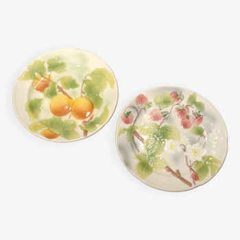 2 Saint Clément barbotine plates with relief decoration of apricots and raspberries