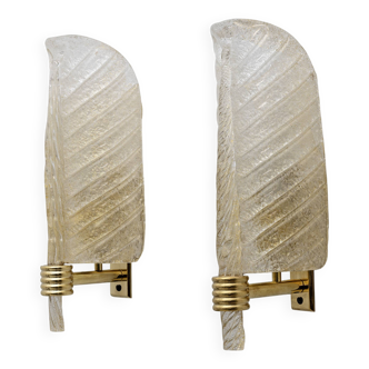 Pair of Barovier & Toso Style Mid-Century "Graniglia" Murano Glass Leaf Sconces