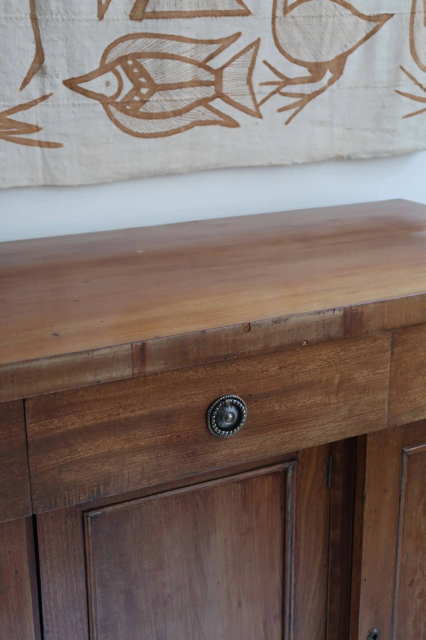 Walnut sideboard, 3 drawers and 3 doors, 1930s.
