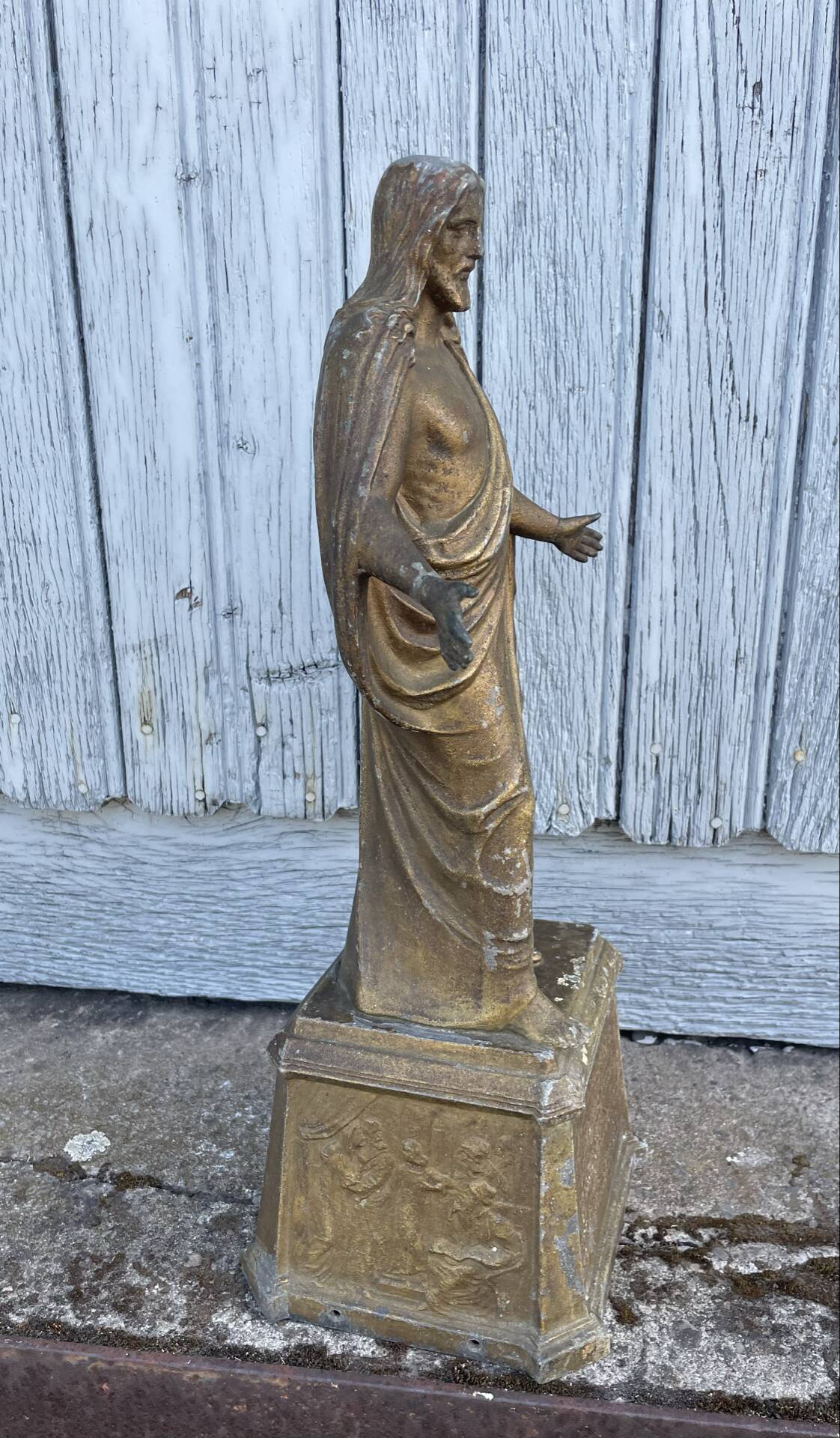 Sculpture of Christ