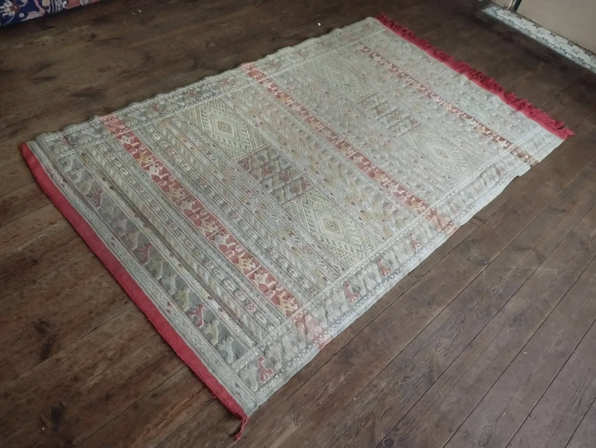 Handmade Berber Kilim Zemmour 187x115cm