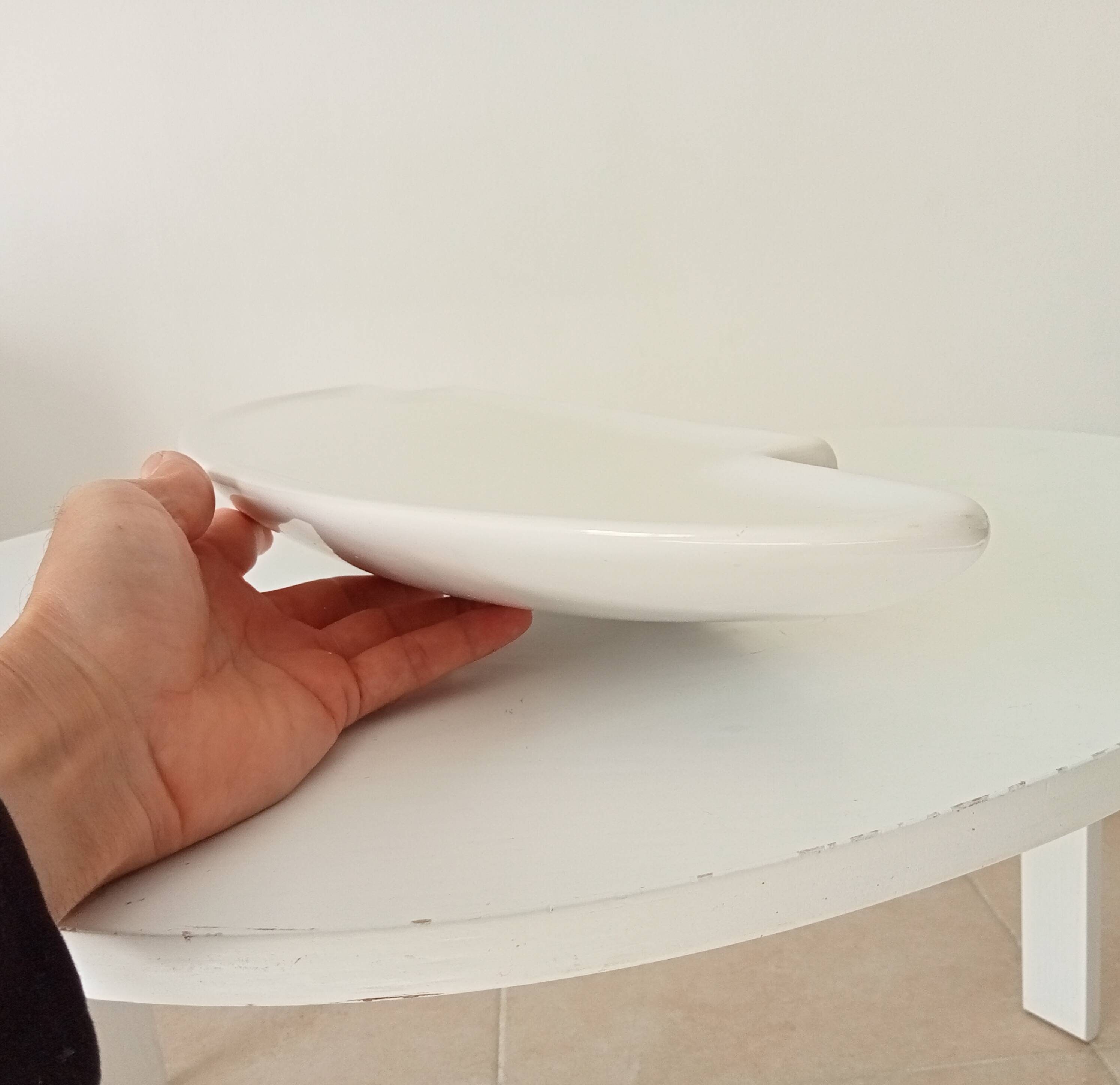 Vintage ceramic wall-mounted shelf