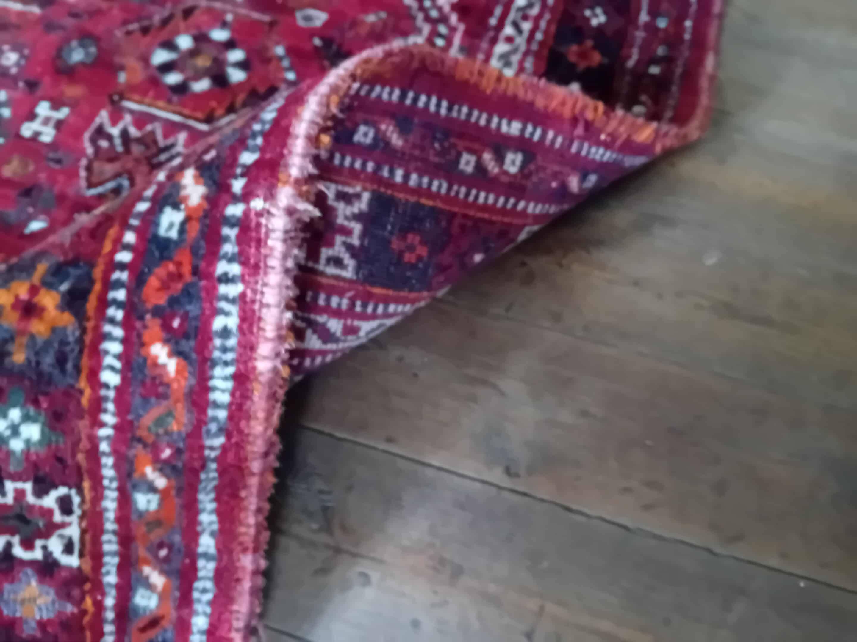 Handmade Shiraz Persian Rug 265x172cm