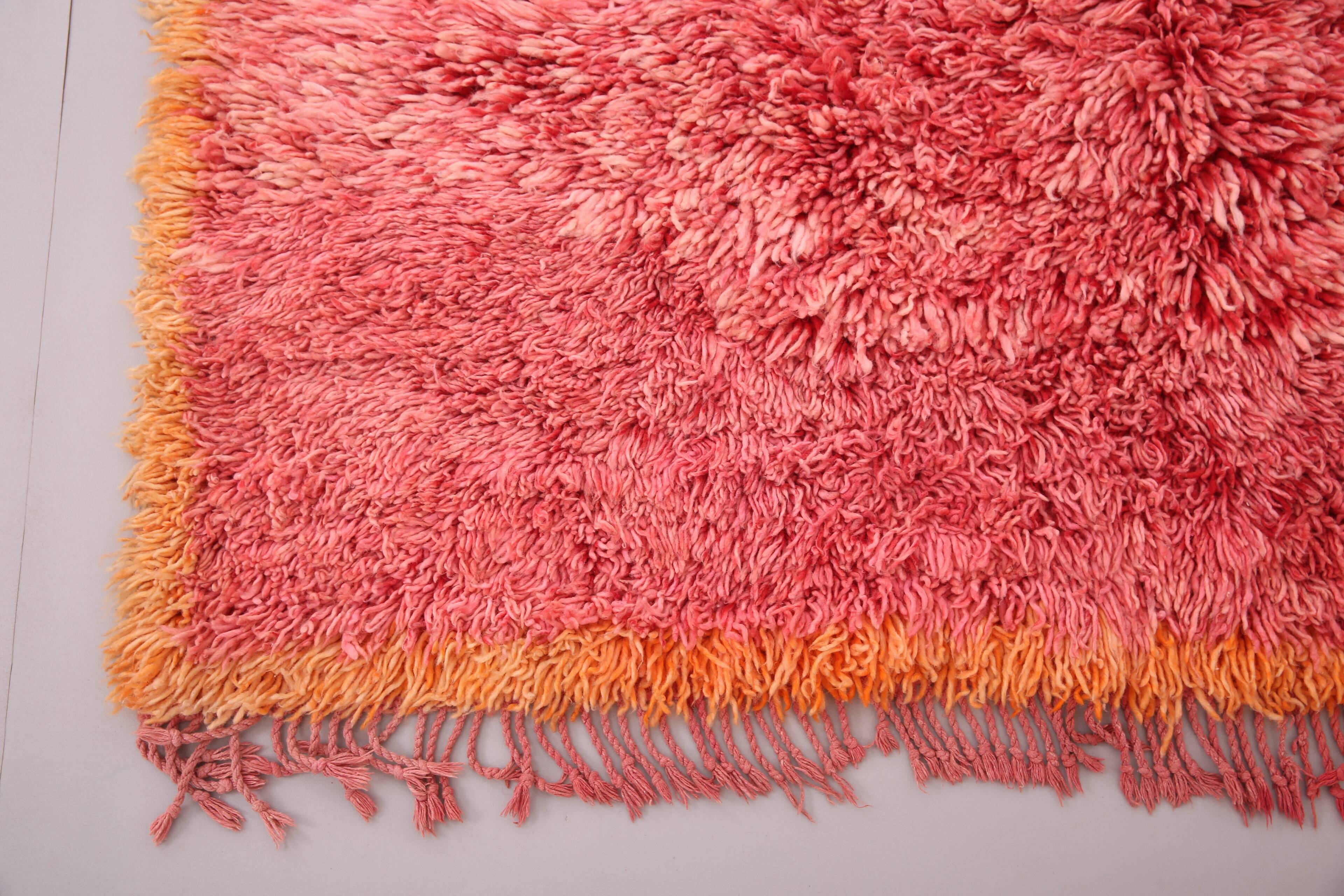 Vintage Moroccan Shag Rug 150 x 268 cm - Handmade Berber Rug - Wool Rug