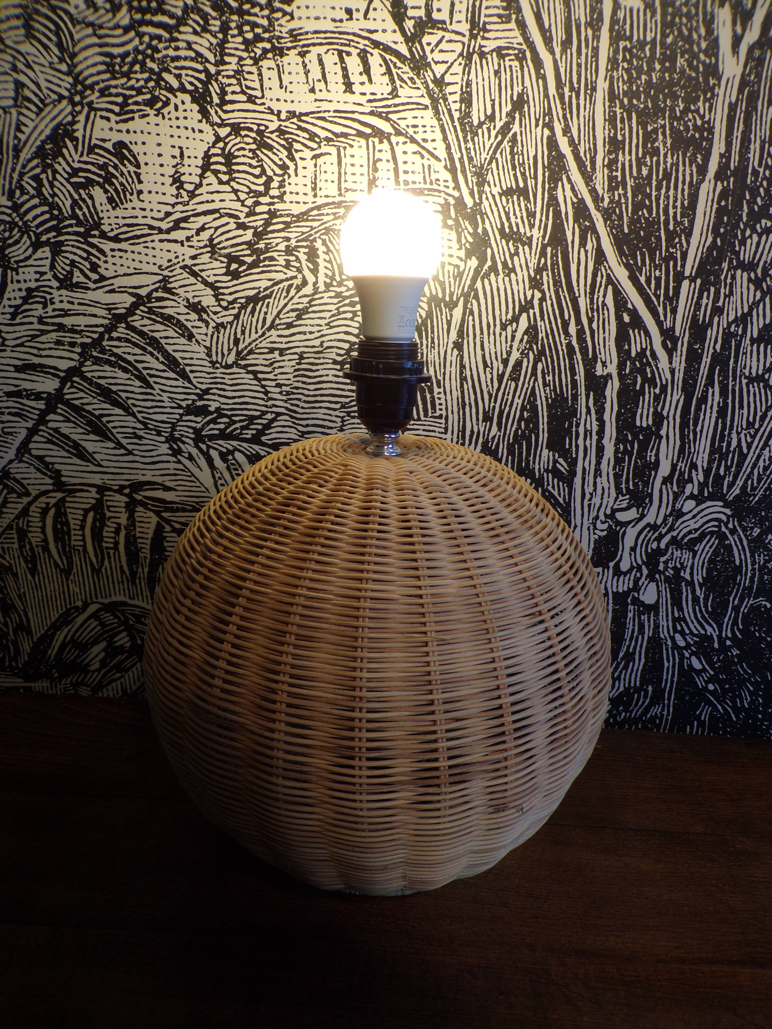 Rattan ball lamp Ø32cm