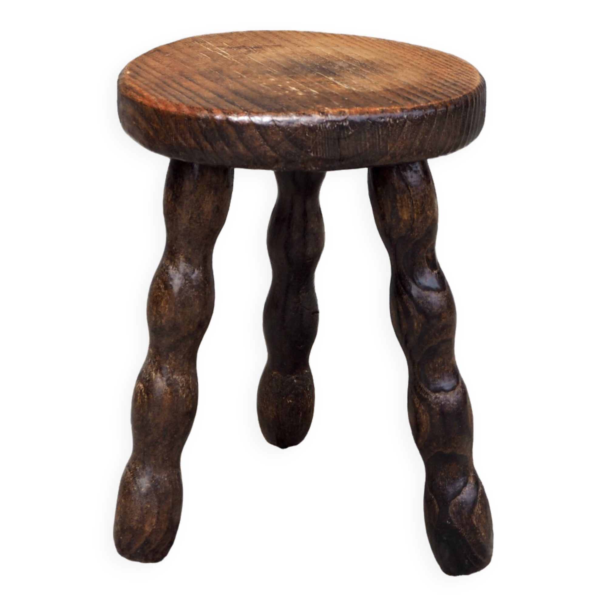 Tripod stool with spool legs