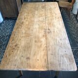 Farm table