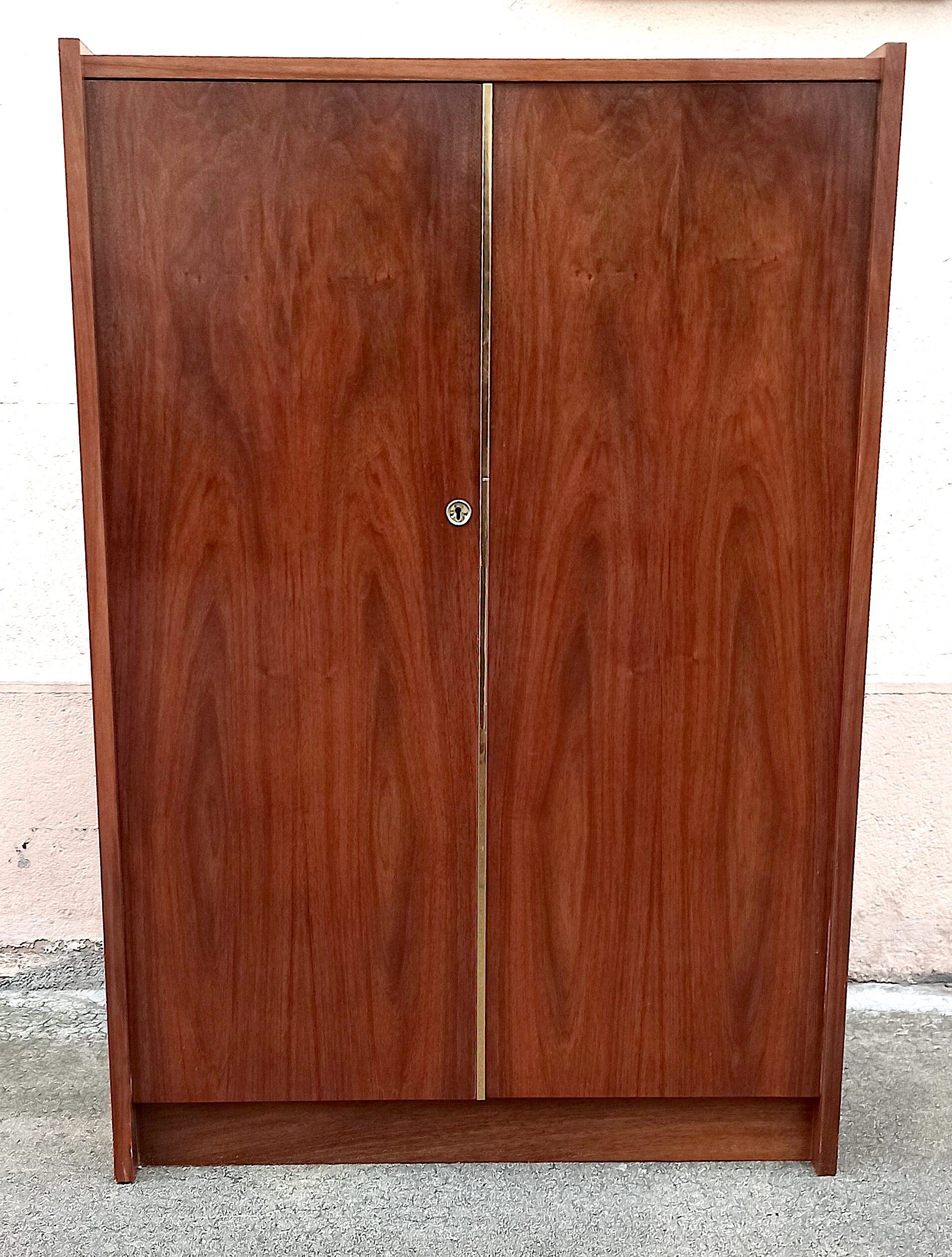 Wardrobe 60