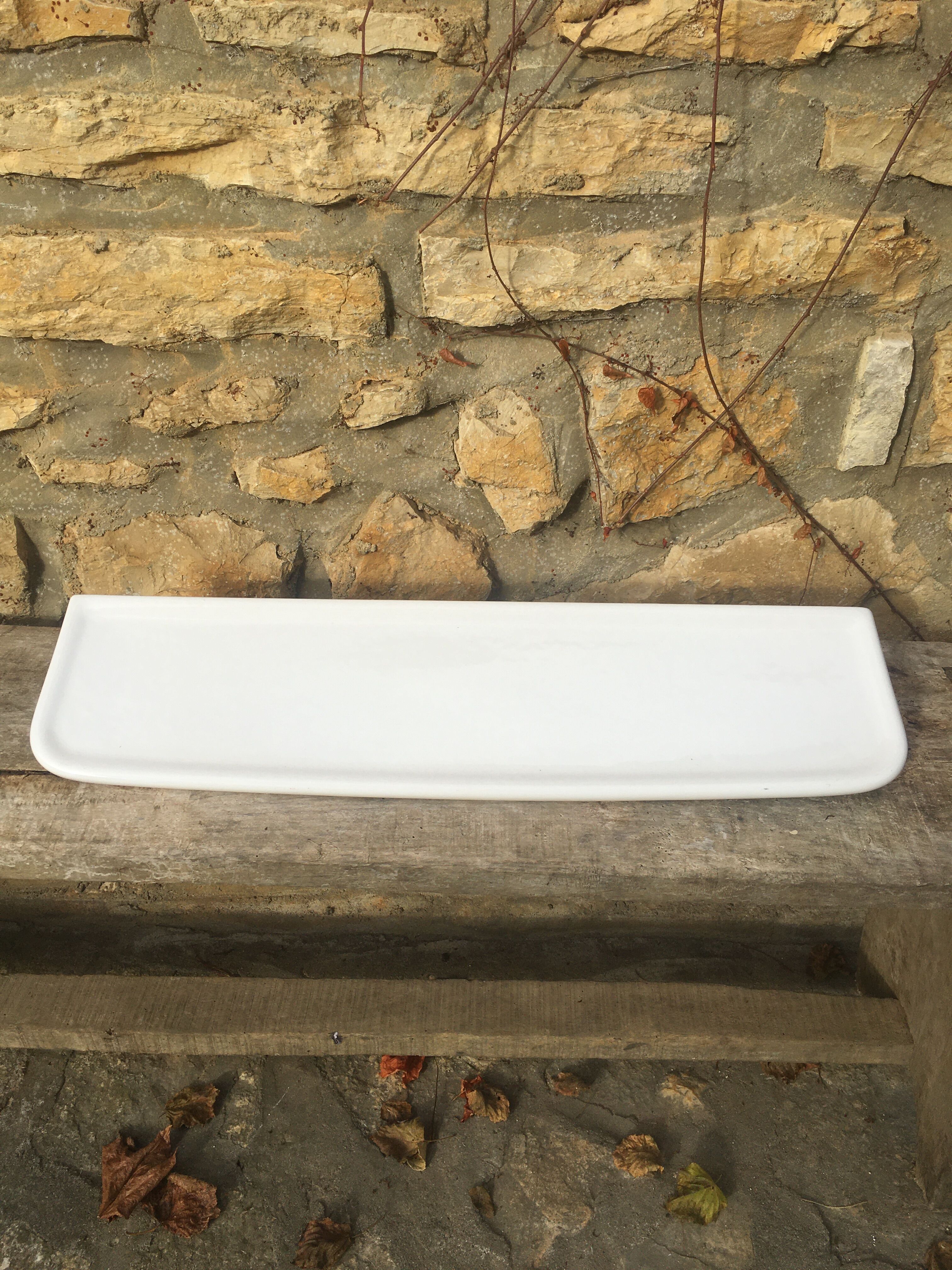 Bathroom porcelain tablet