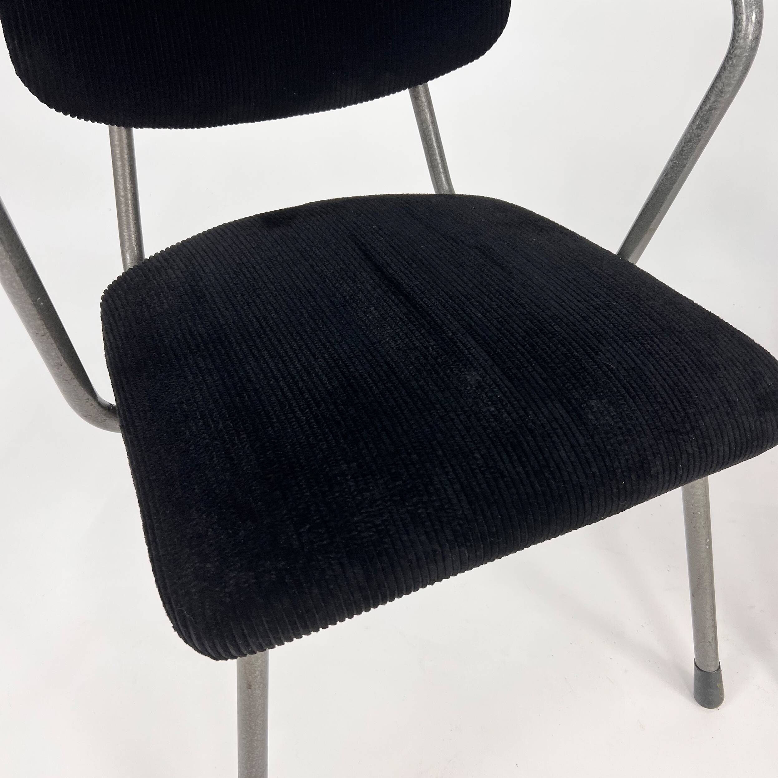 Set of 2 Gispen R5 Lounge Chairs, 1960s