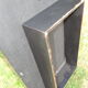 Table basse par Jean Claude Mahey laque et filet de laiton