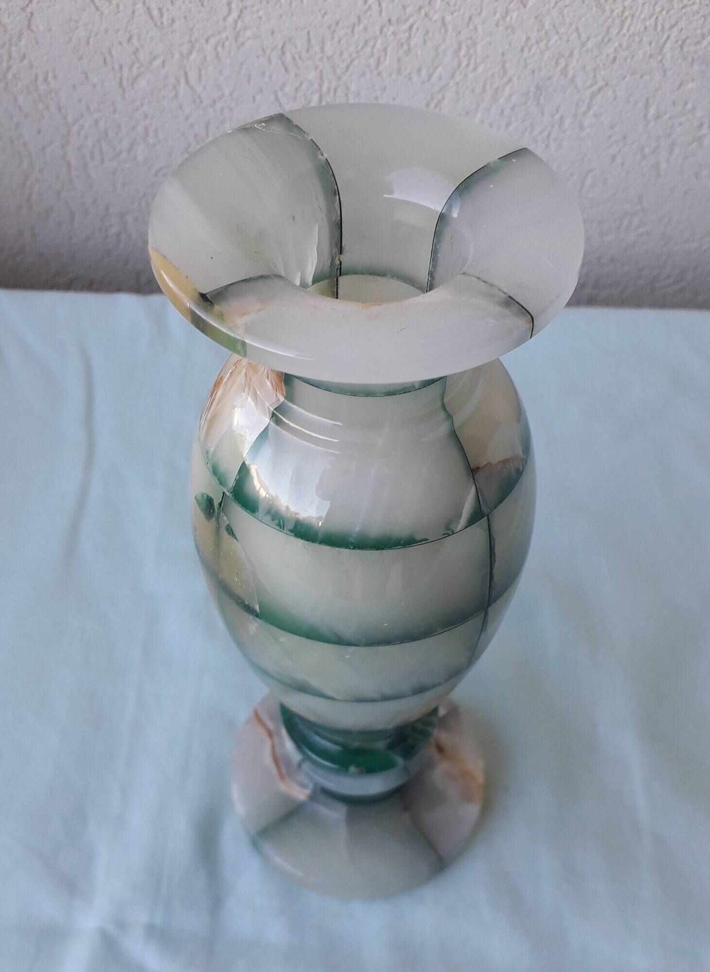Onyx vase