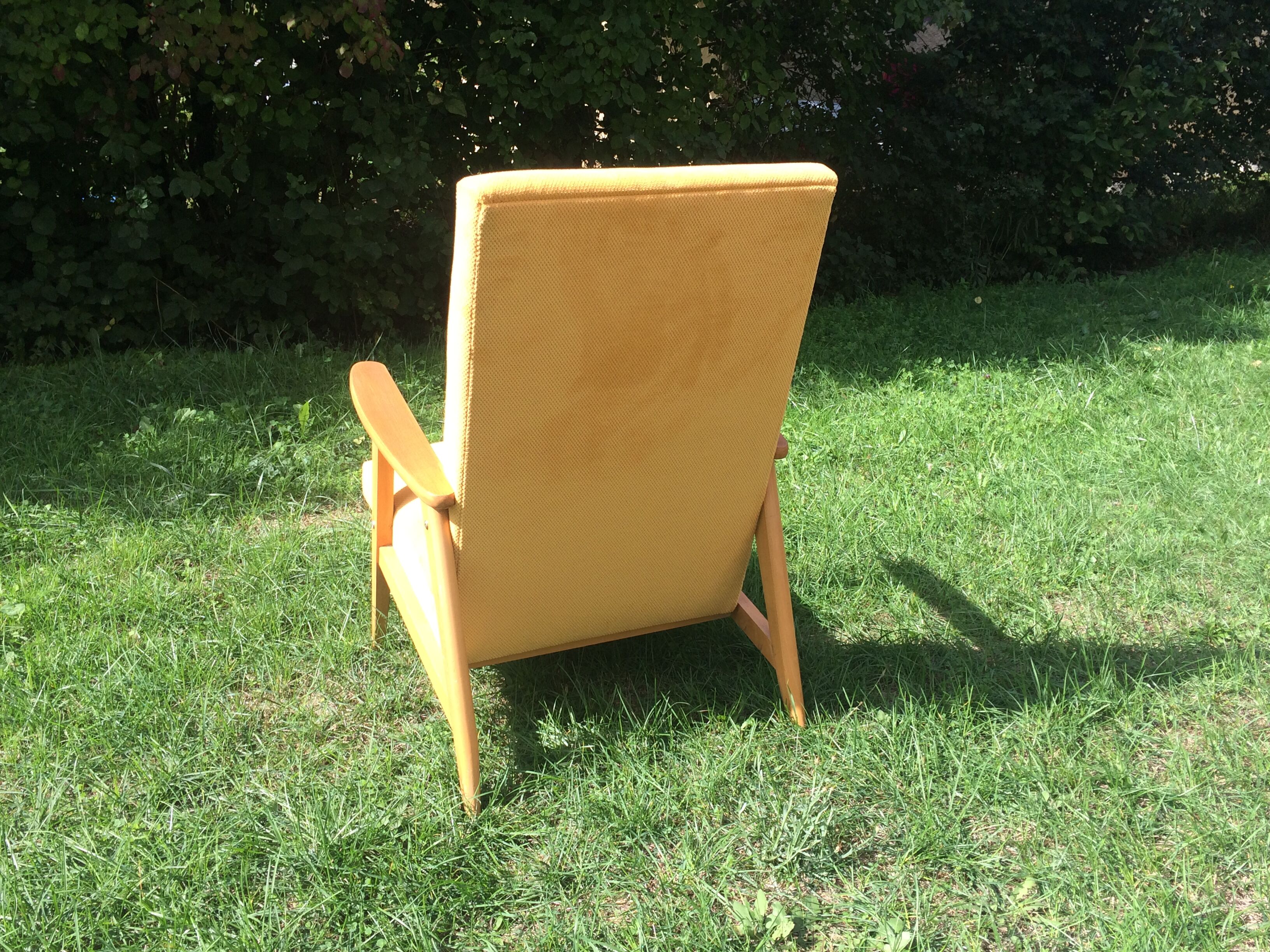 Vintage chair feet yellow compass - 60s