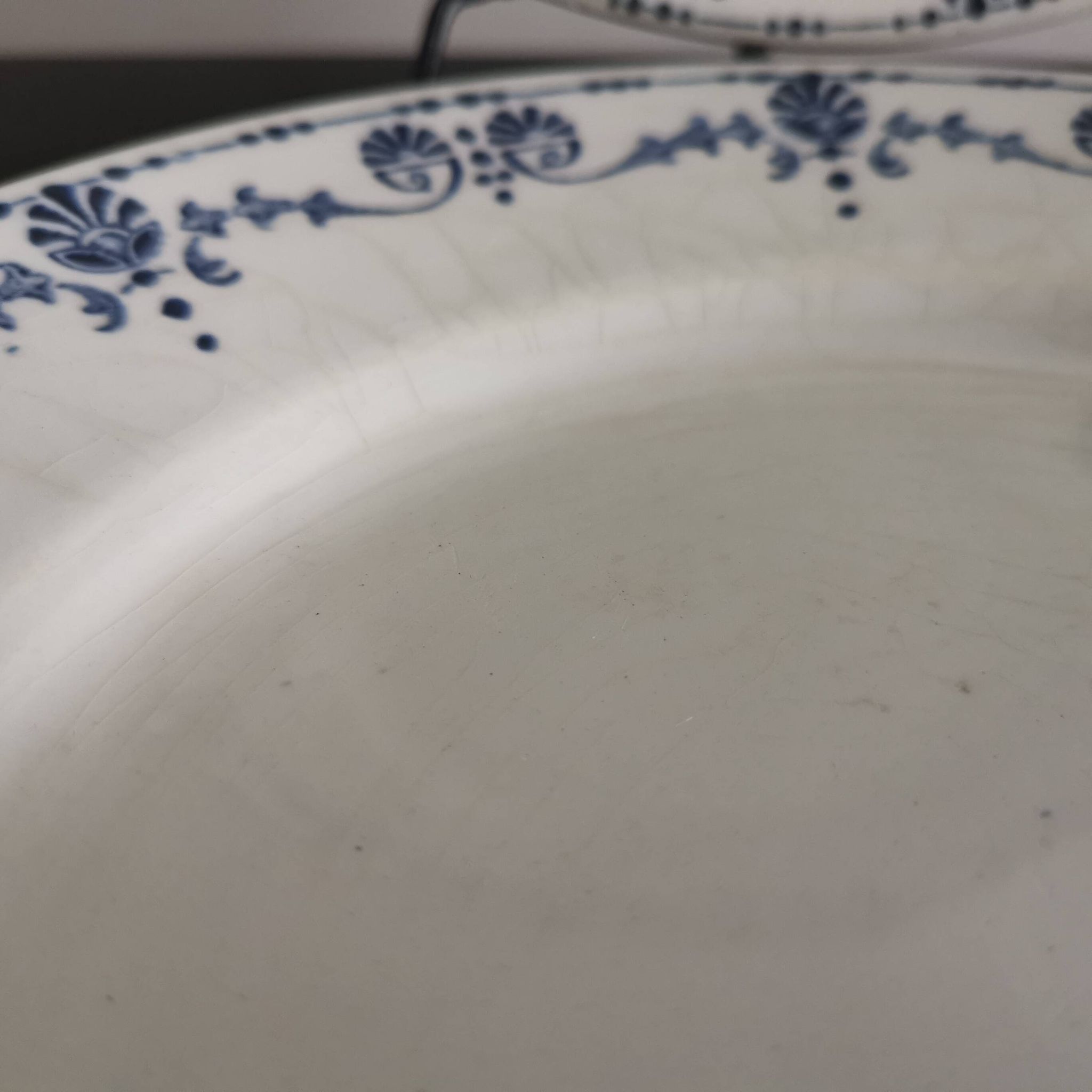 Old "Etruscan" flat plates in opaque porcelain from Gien Terre de Fer