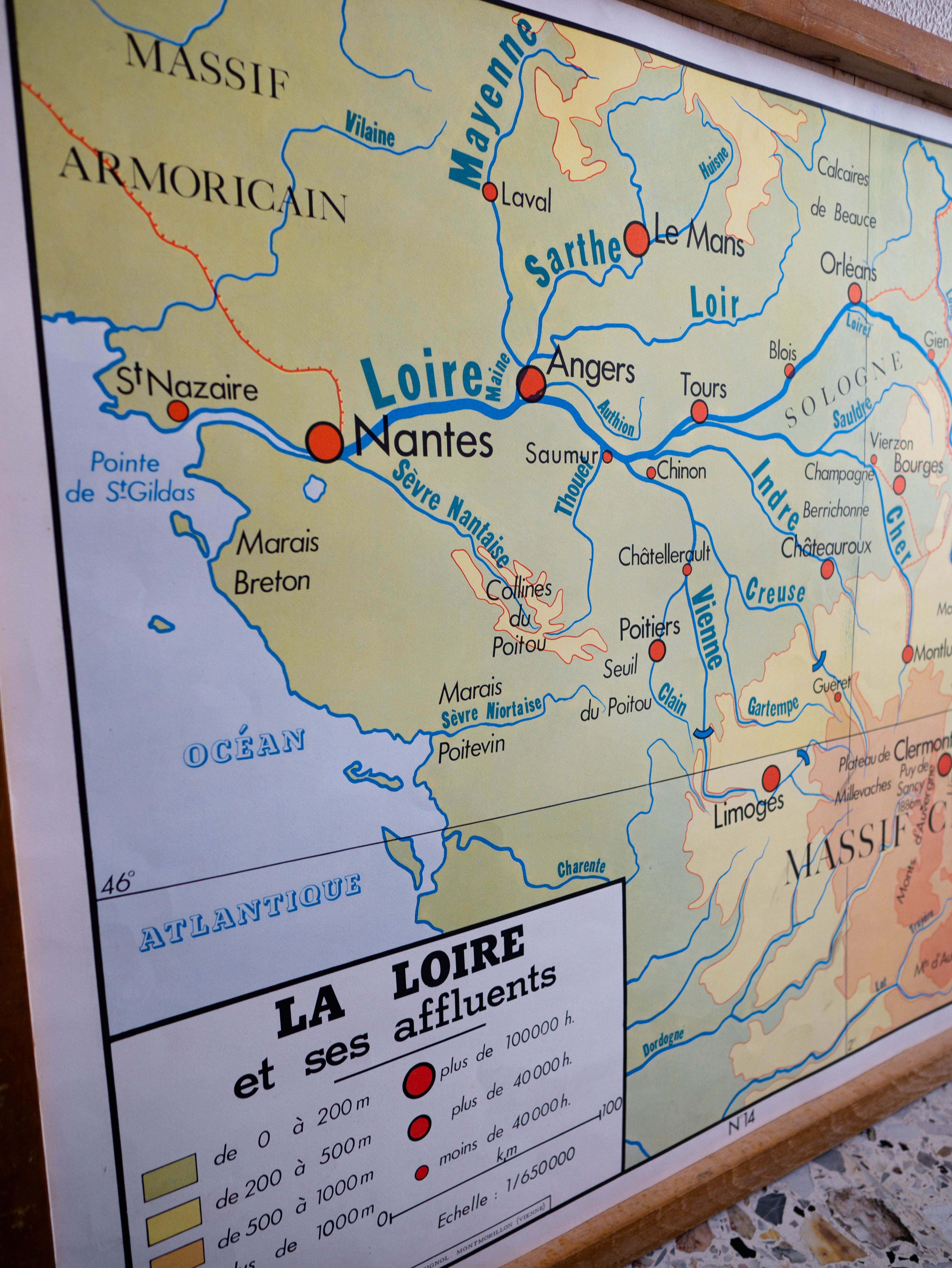 Rossignol school map "La Seine / La Loire", 1950s