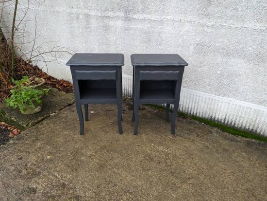 Pair of bedside tables, nightstands