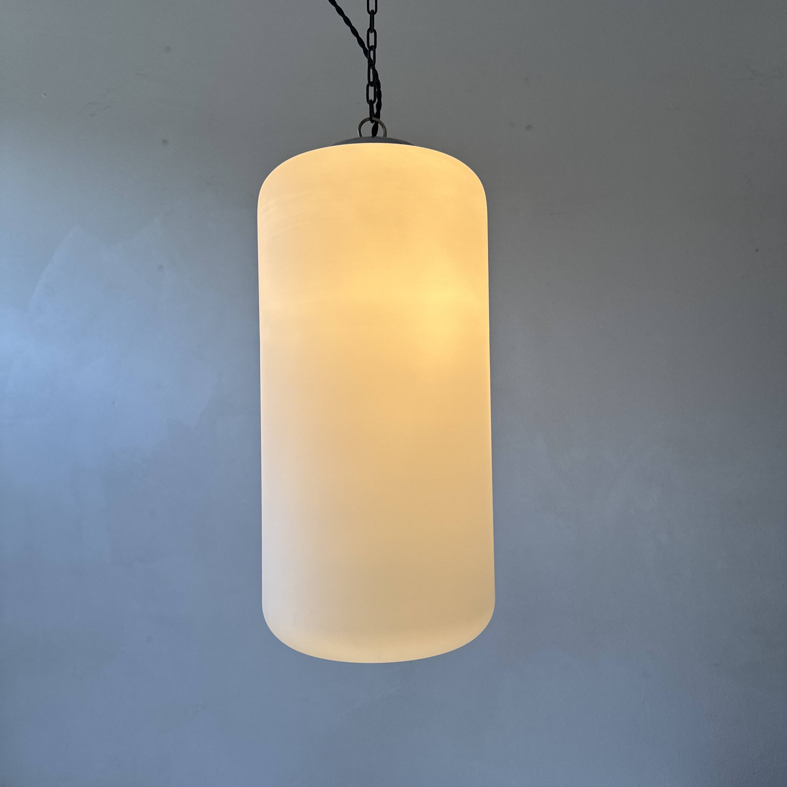 Ancienne suspension en opaline xxl vintage