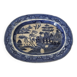 Oval dish, Chinese decoration, French porcelain, 19th century.