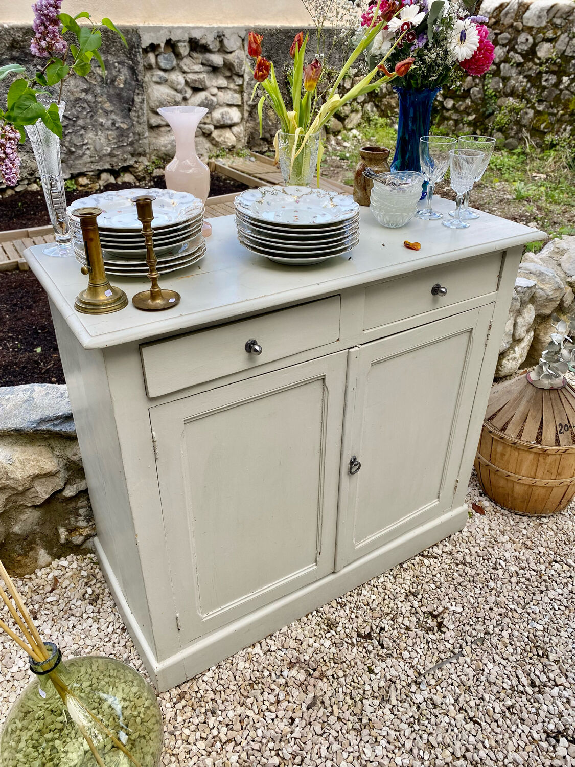 Patinated sideboard 2 drawers and 2 doors