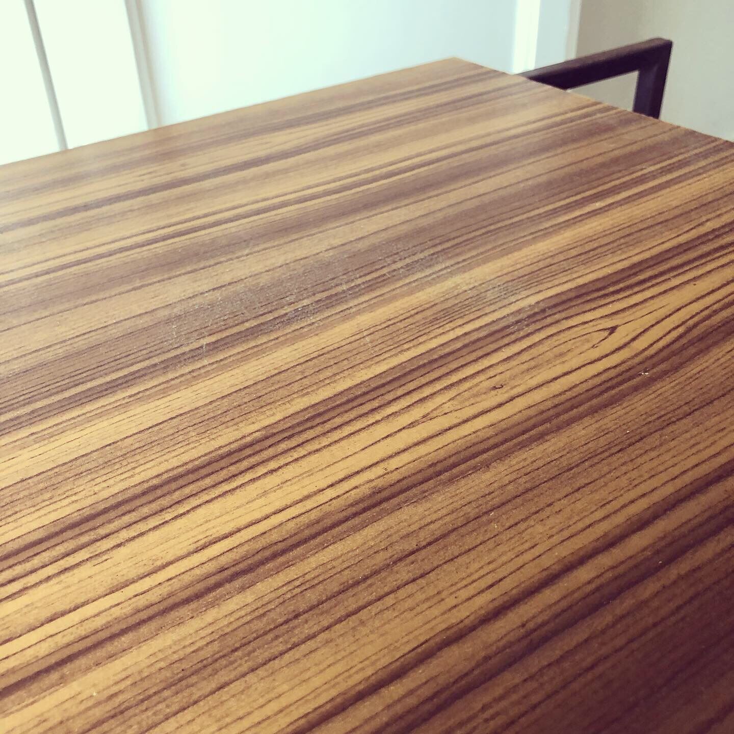 Vinyl dessert in formica and metal, 1970s