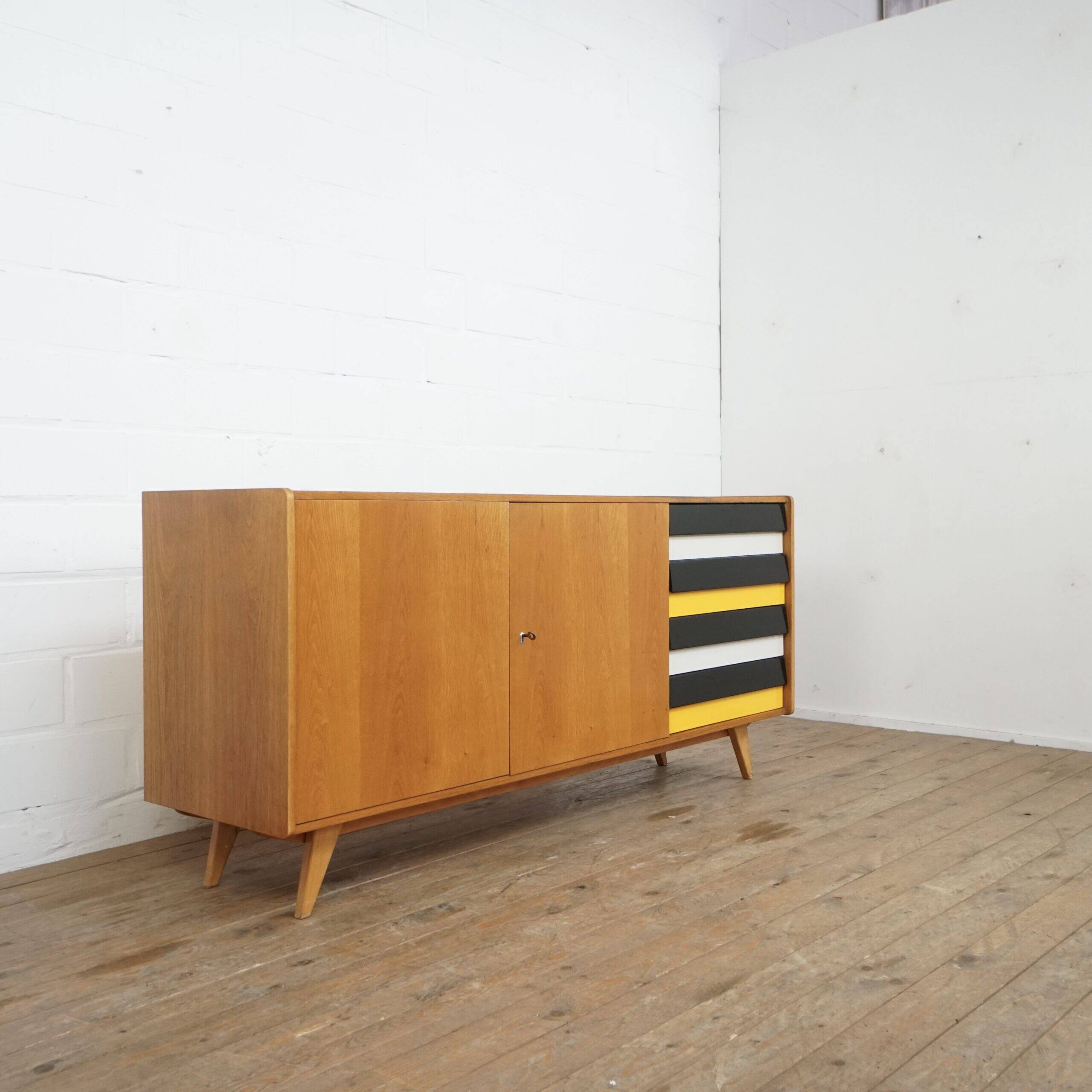 Buffet Jiri Jiroutek