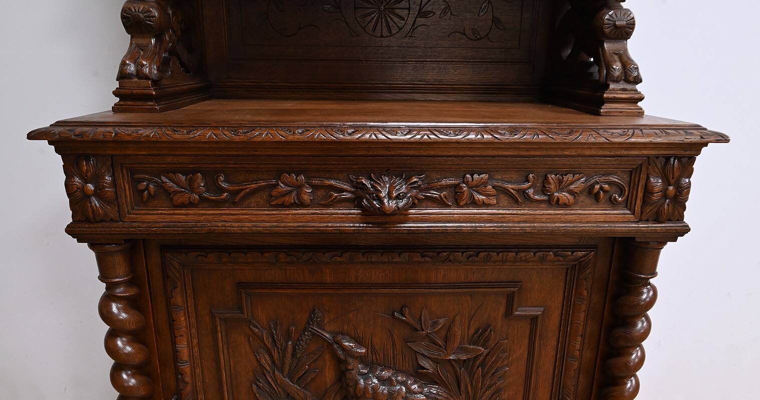 Narrow Oak Display Cabinet, Louis XIII style – Late 19th century