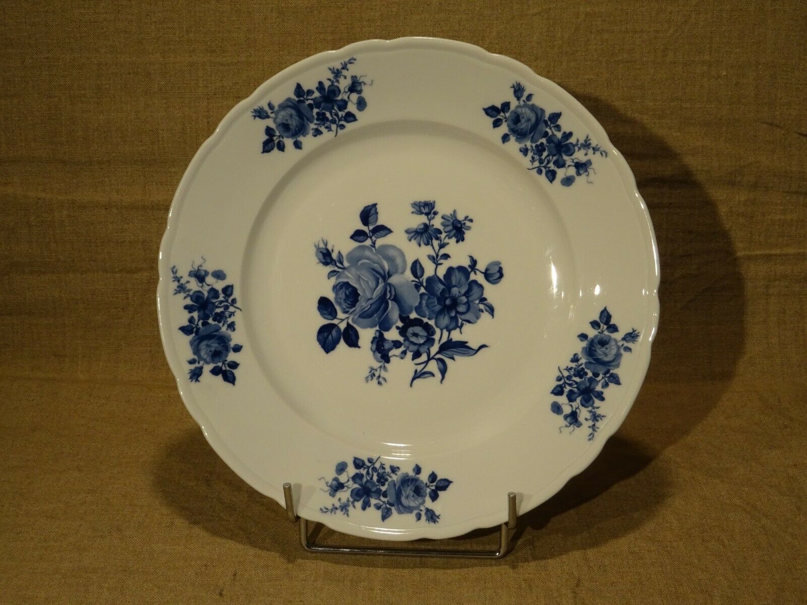 Porcelain dish Bavaria decoration flowers pink cobalt blue