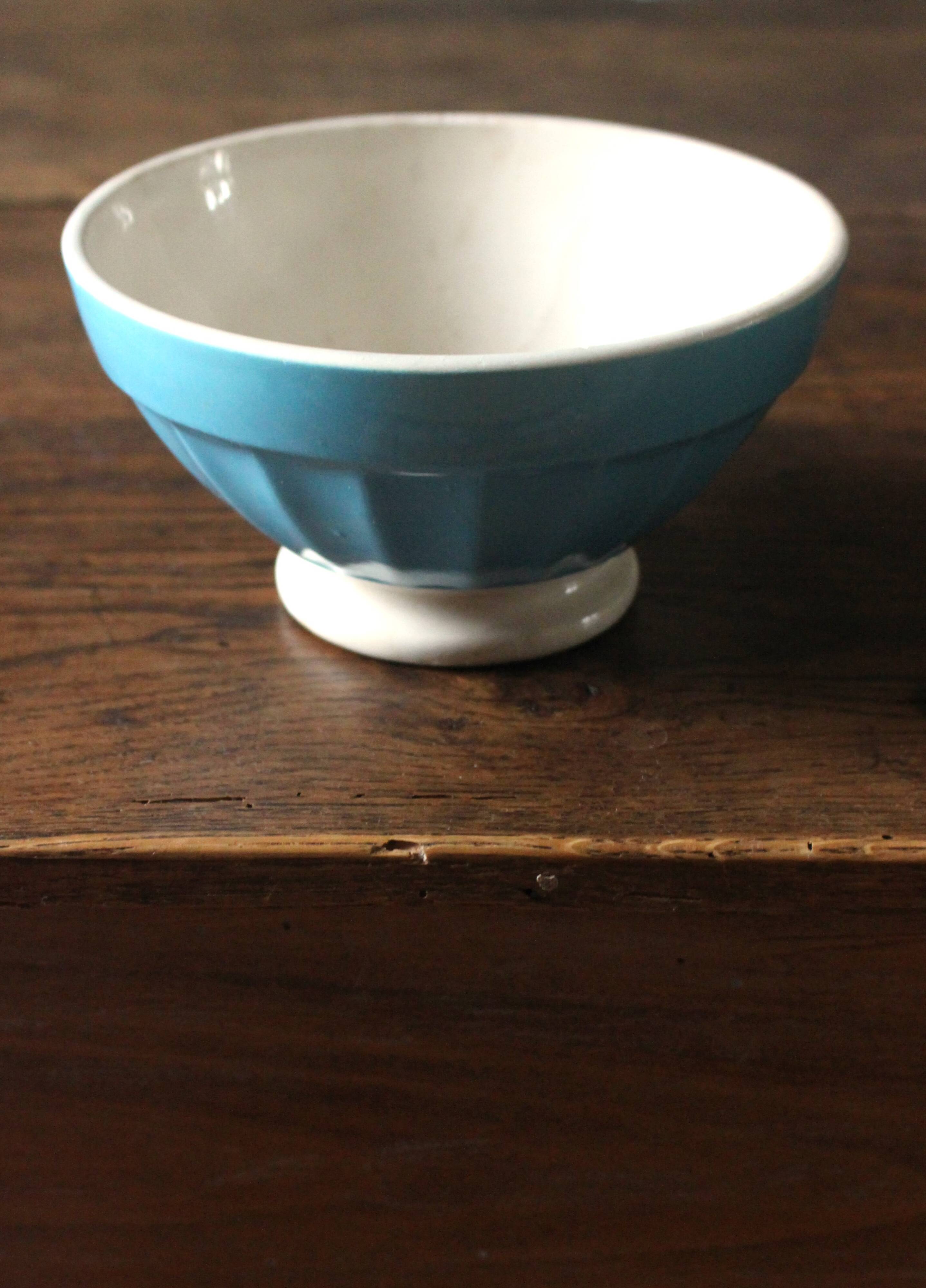Vintage Digoin Sarreguemines blue ribbed earthenware bowl on foot