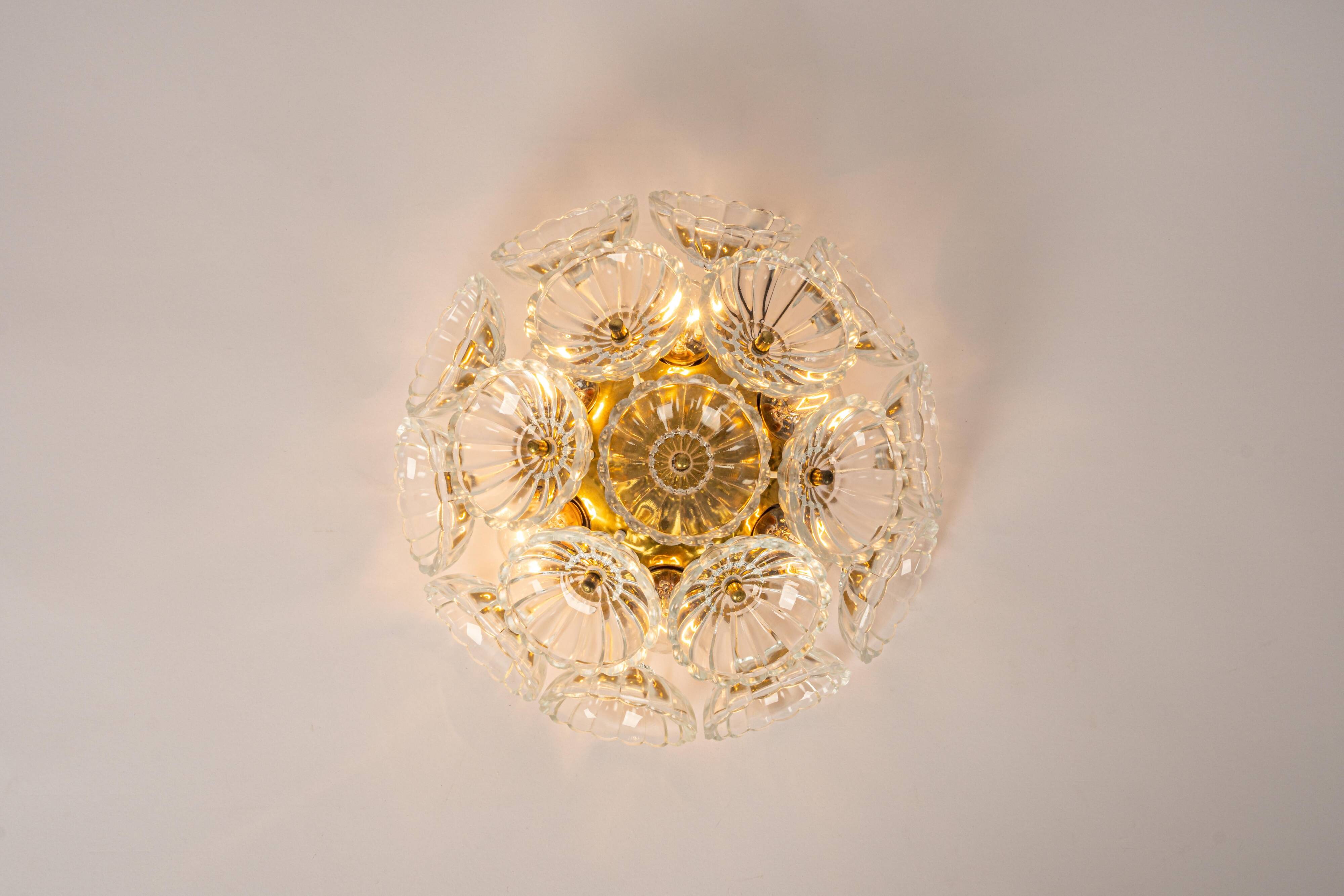 Sputnik ceiling light in floral glass and brass, Germany, 1960s.