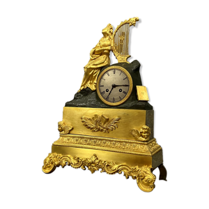 Pendule en bronze a double