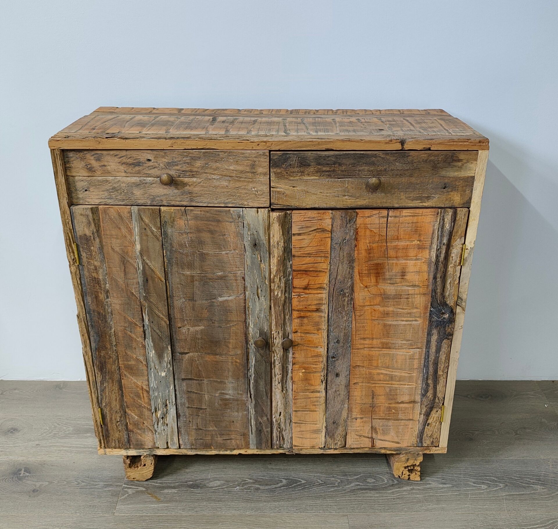 Two-door buffet with two drawers in antique wood.
