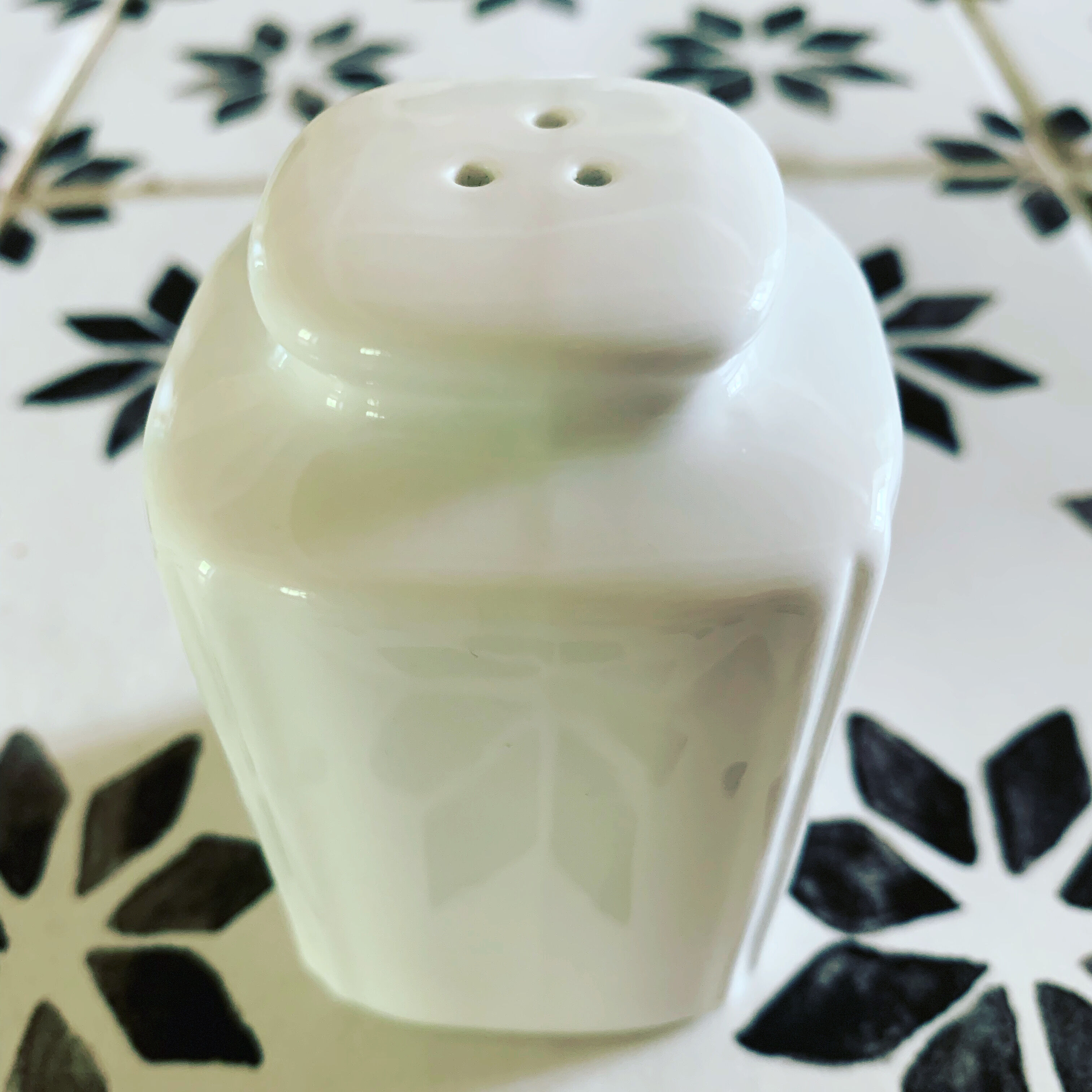 Art Deco salt and pepper shaker