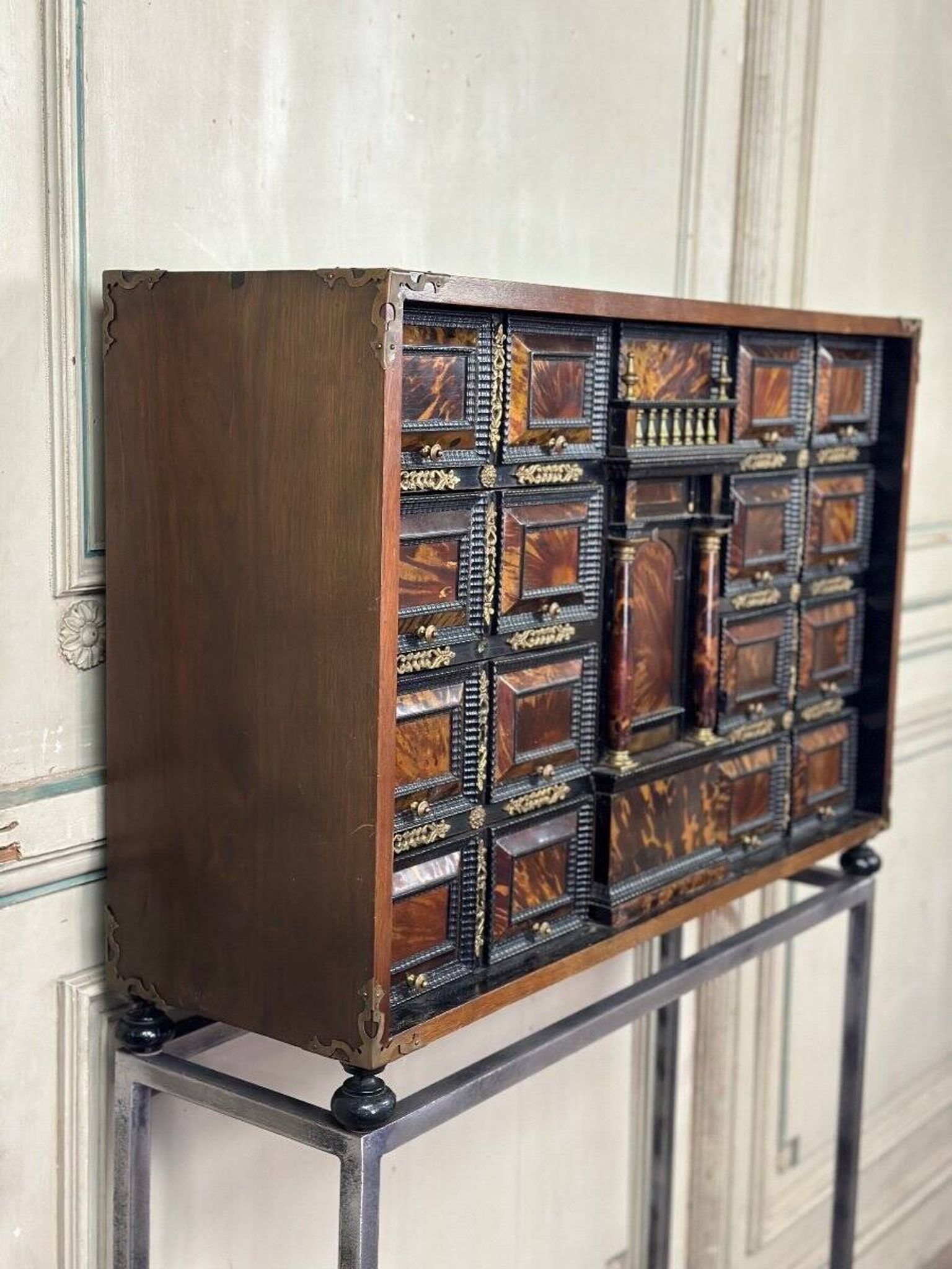 Cabinet in blackened wood and blond tortoiseshell, Italy, late 17th century
