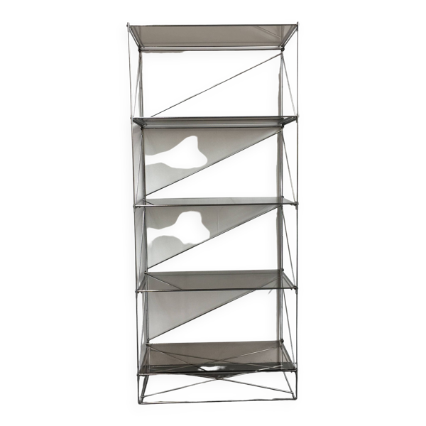 Étagère métal et verre fumé modèle Isocèle par Max Sauze