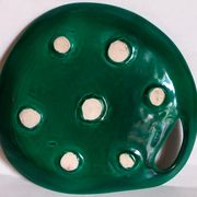 Free-form presentation dish Green Slurry 50s